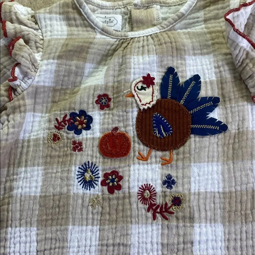 Mud Pie Beige and White Embodied Baby Romper 100% Cotton Size 9-12 months